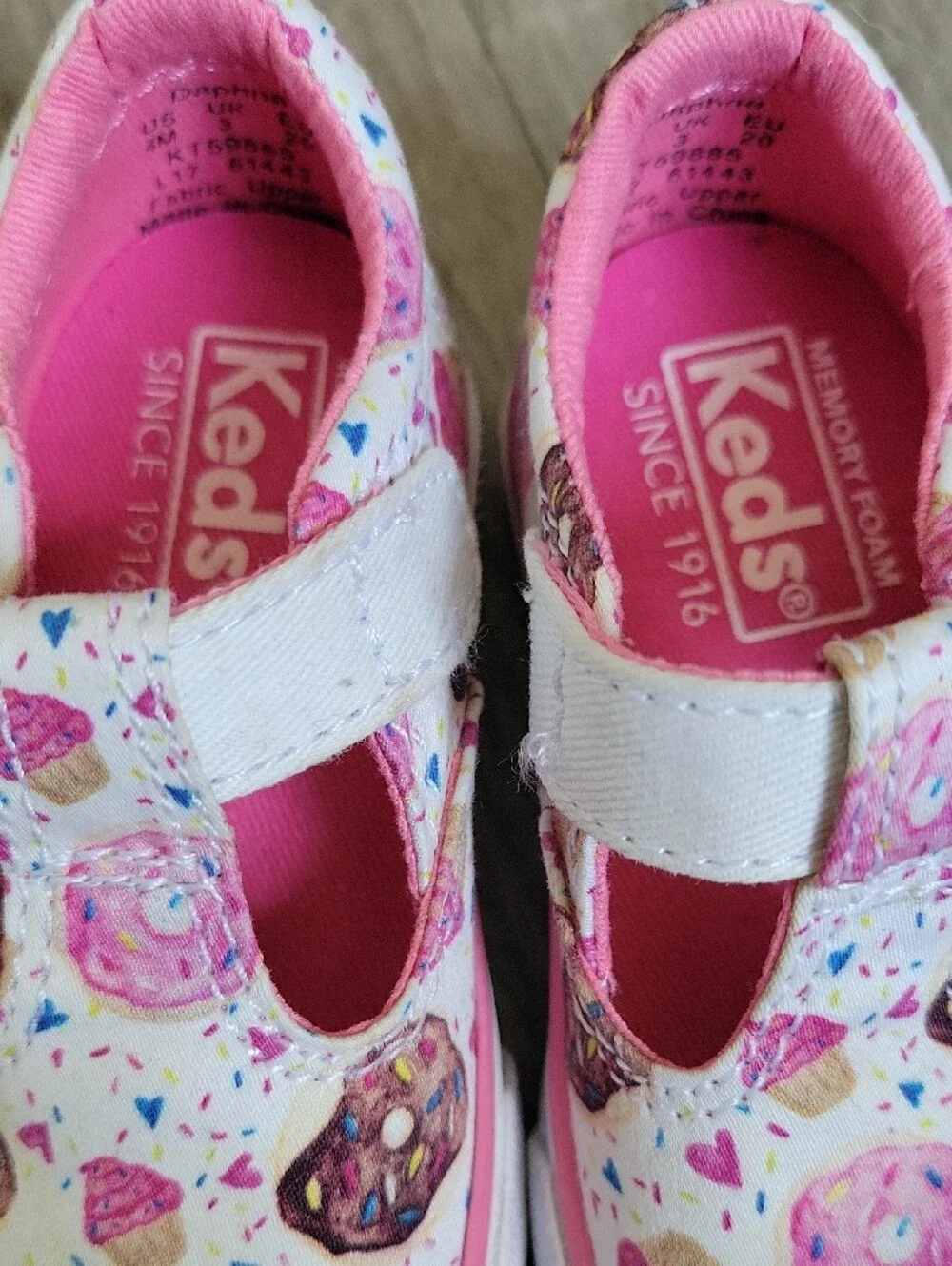 Keds Kids White & Pink Donut Print Mary Janes